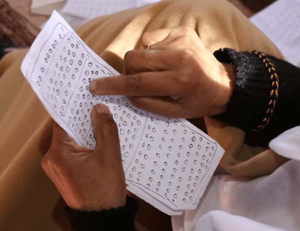Poesía: metáfora y resistencia – El idioma de los círculos
